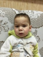 Годовалого мальчика нашли рано утром на остановке в Иркутске