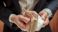 Зарплаты губернатора и чиновников в правительстве Иркутской области предполагается урезать