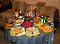 Продукты для новогоднего стола в России подорожали до 5175 рублей
