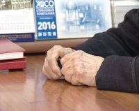 В Братске 90-летняя пенсионерка помогла полицейским задержать грабителя