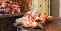 Цех по переработке мяса работал в жилом деревянном доме в Иркутске