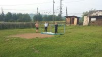 Упавшие футбольные ворота убили иркутского школьника
