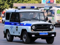 В Усолье-Сибирском полицейские обследуют обслуживаемую территорию на предмет выявления стихийных горок