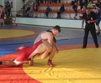 Новогодний турнир по греко-римской борьбе в Усолье-Сибирском поддержал О. Кузнецов