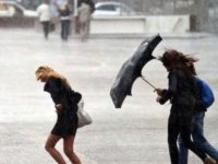 В половине регионов Сибири ожидается штормовой ветер и плохая погода