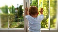 Акция "Осторожно: ребенок на окне" стартовала в Иркутской области