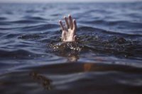 Мужчина и ребенок утонули в Новой Разводной
