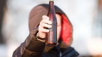 В Усолье-Сибирском продавец в нарушение закона продала алкоголь подросткам
