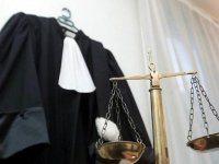 На бывшего судью из Иркутска возбудили дело за действия сексуального характера с подростком
