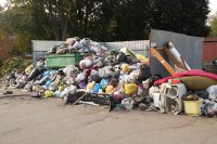 В Усолье нет порядка на мусорных площадках