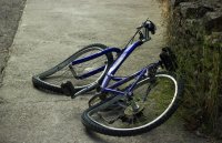 В Зиминском районе неизвестный сбил двоих велосипедистов и скрылся