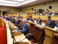 Фракция КПРФ в Заксобрании предложила не рассматривать на сегодняшней сессии законопроекты о поддержке жителей территорий, пострадавших во время наводнения