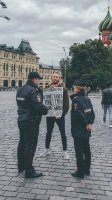 Усольчанин устроил пикет на Красной площади в Москве