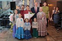 Многодетная семья из Иркутска победила во Всероссийском конкурсе «Семья года»