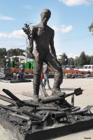 В «Миротворец» и «Велес» победили в первом городском конкурсе скульптур
