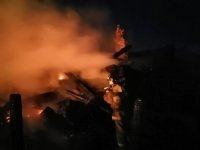 Отец с четырьмя маленькими детьми погибли на пожаре в Зиминском районе
