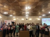 Мэр Усолья Максим Торопкин поздравил социальных работников