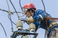 Работы на электросетях в Усолье-Сибирском проводятся и в выходные дни